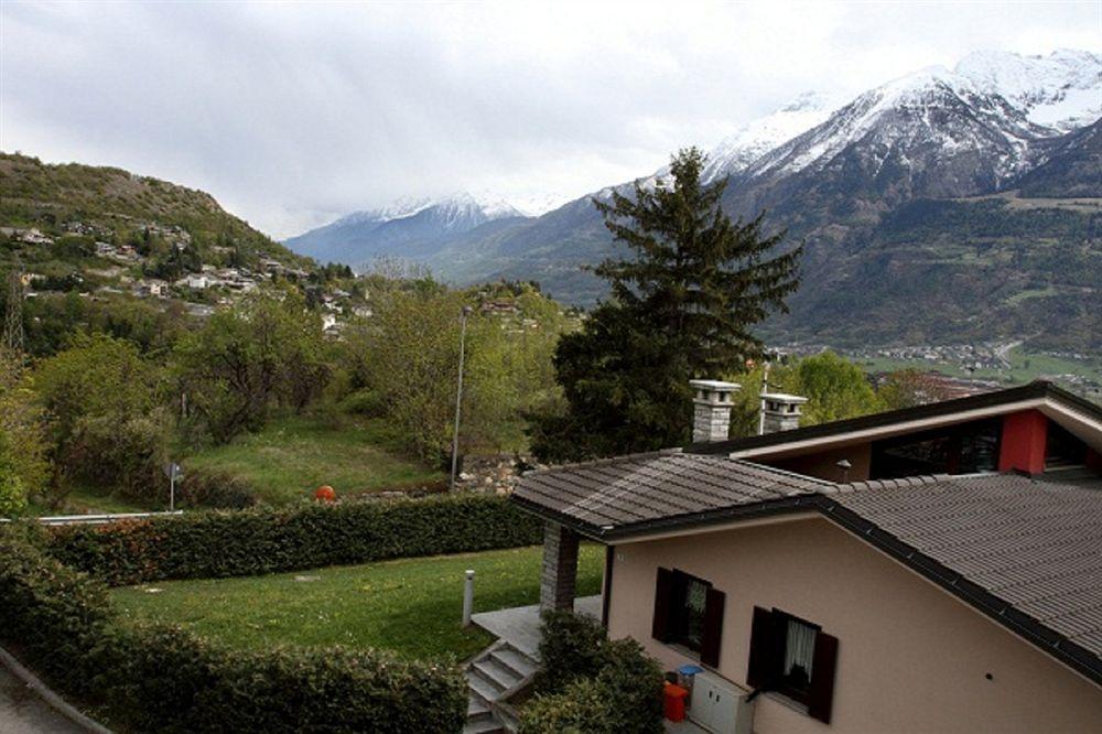 Hotel & Restaurant Le Charaban Aosta Exterior foto